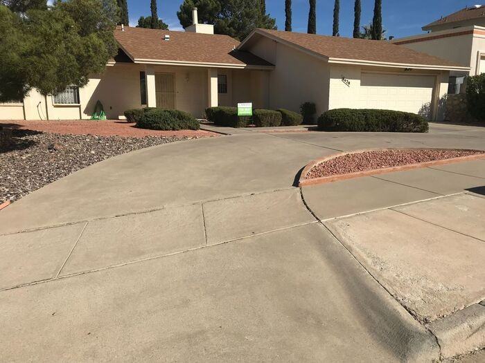 6429 Amposta Dr - Photo 2 of 38