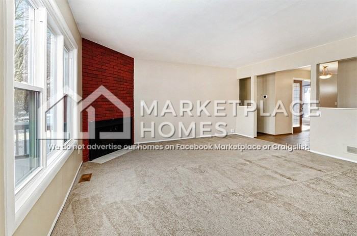 42038 Cherry Hill Rd - Photo 3 of 23