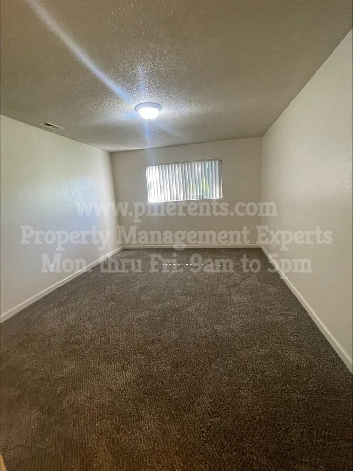 3904 Plymouth Rd #3904 - Photo 3 of 9