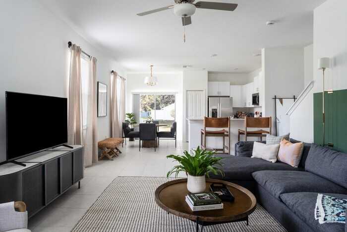 37726 Leafside Ln - Photo 7 of 50