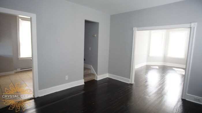 125 W 23rd St - Photo 6 of 24