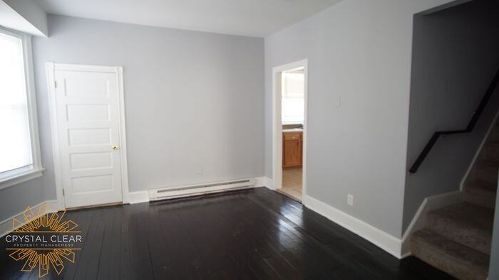 125 W 23rd St - Photo 7 of 24