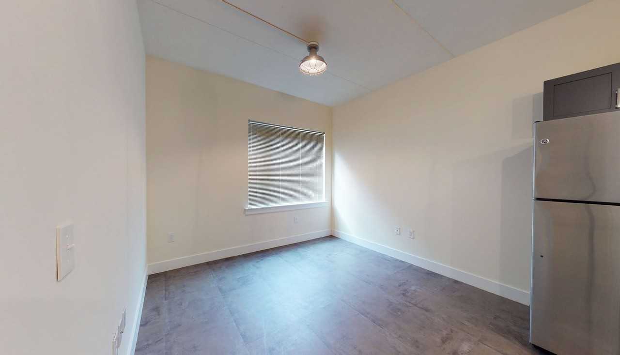 Penn Manor East Apartments - Photo 2 of 13