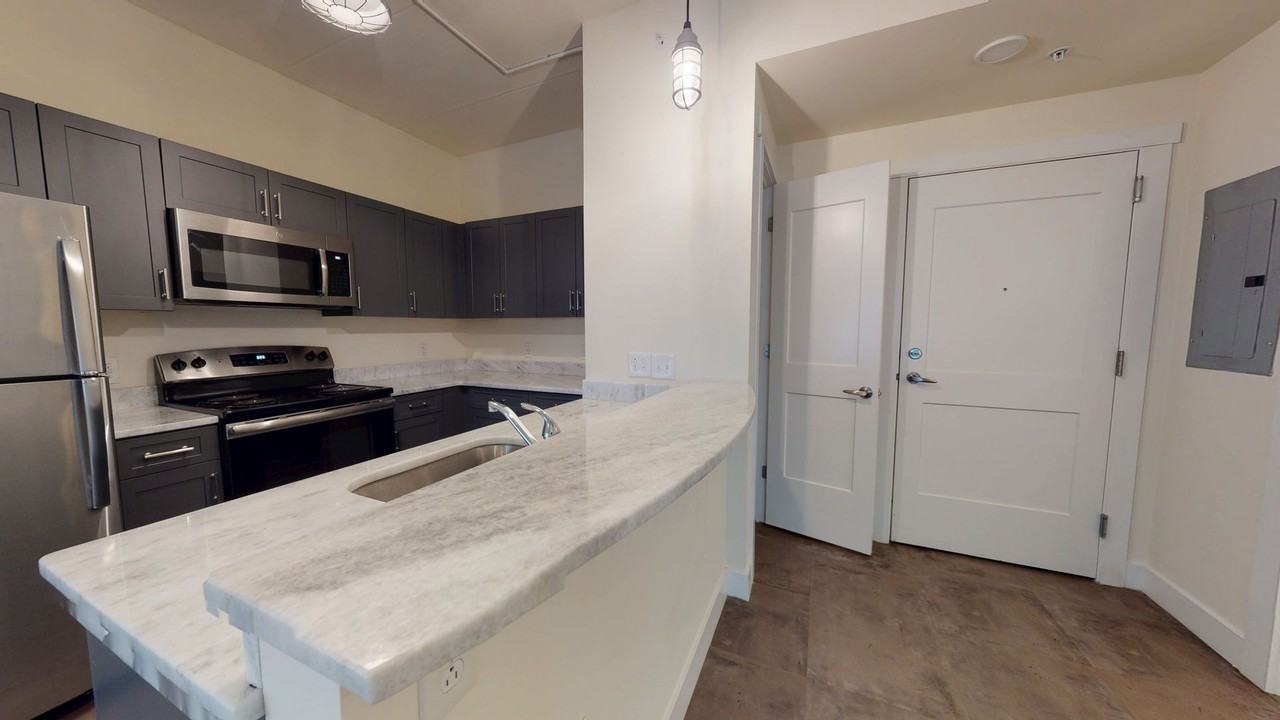 Penn Manor East Apartments - Photo 5 of 13