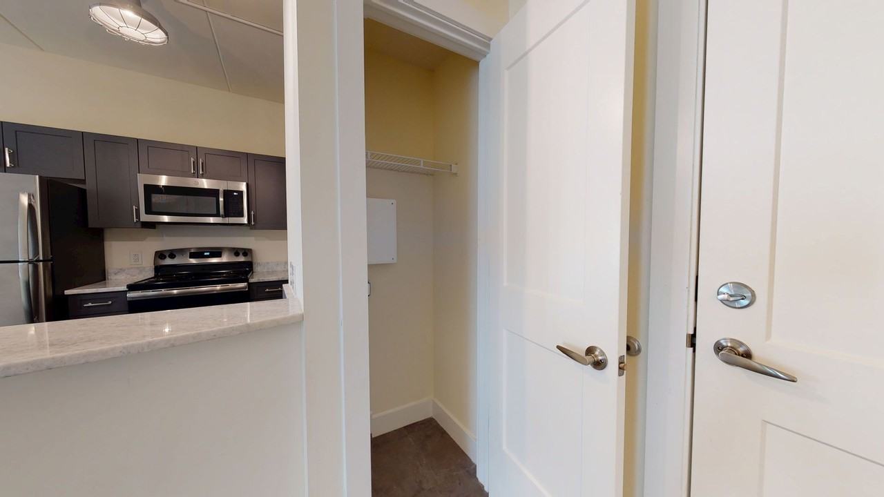 Penn Manor East Apartments - Photo 6 of 13