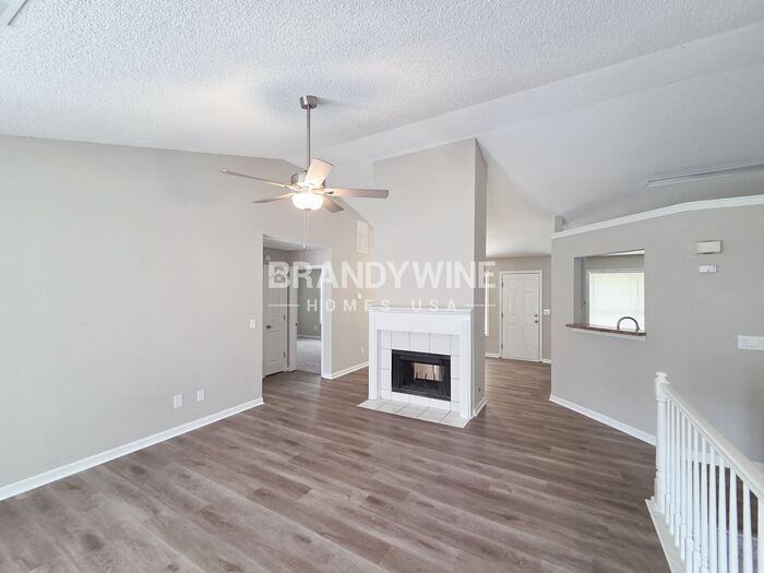 10342 Commons Xing - Photo 3 of 31