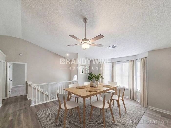 10342 Commons Xing - Photo 5 of 31