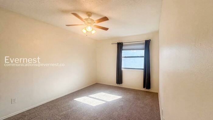900 Taulbee Ln #106 - Photo 7 of 15