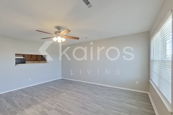 4009 E Thomas St #B - Photo 5 of 21