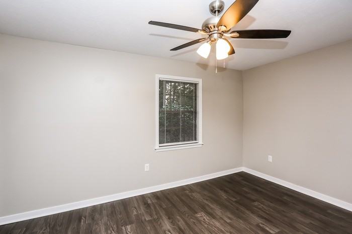 154 Plum Tree Rd - Photo 5 of 10