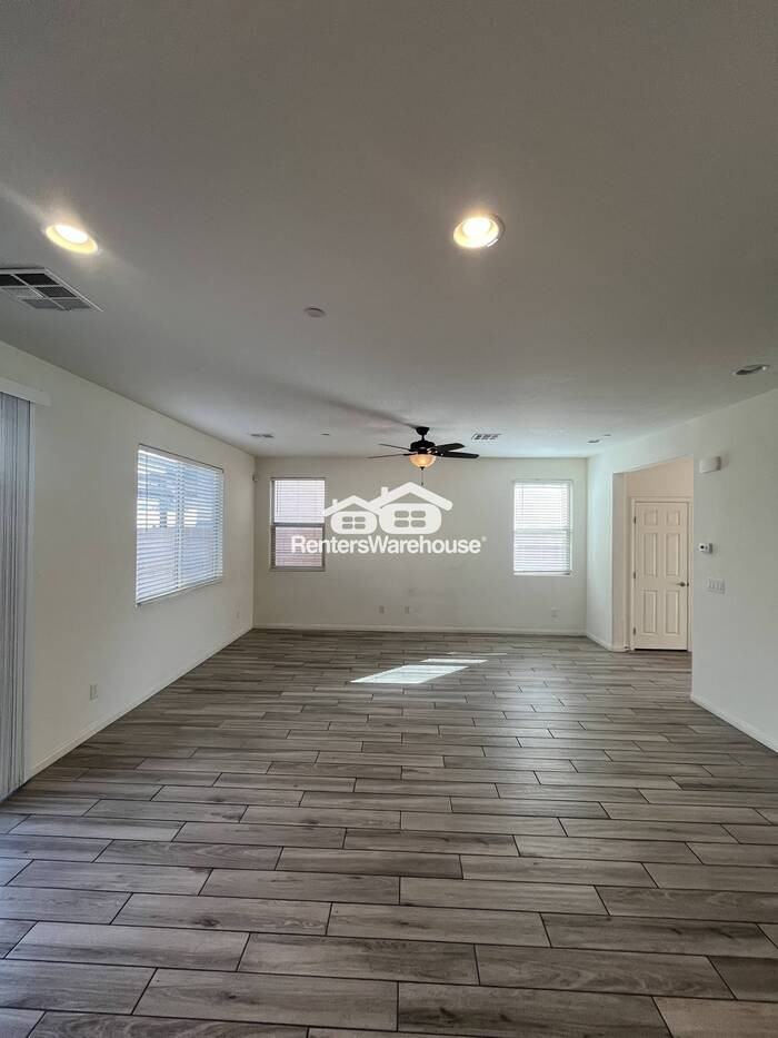 386 Espressivo St - Photo 5 of 16