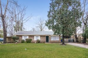 featured image of 2621 Myrtis Ln