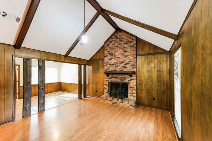 169 Hazelcrest Dr - Photo 4 of 12