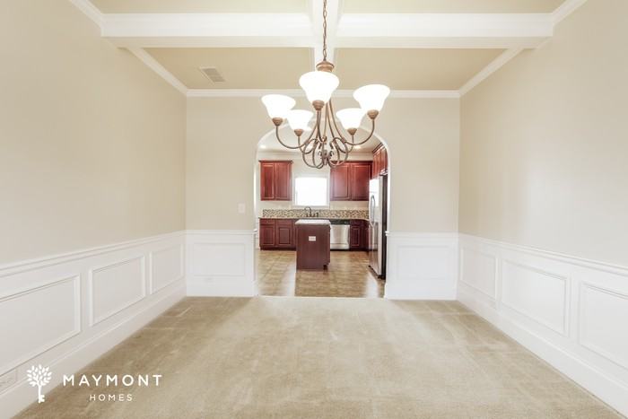 3055 Parkridge Dr - Photo 5 of 12