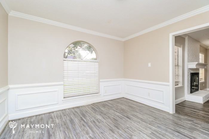 15611 Pebble Bend Dr - Photo 5 of 12