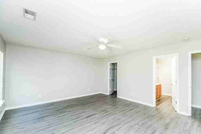 516 Heron Glen Dr - Photo 6 of 11