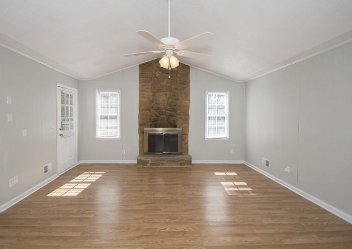 2504 Banner Hill Rd - Photo 2 of 8