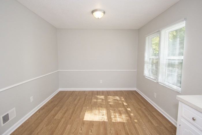 2504 Banner Hill Rd - Photo 4 of 8