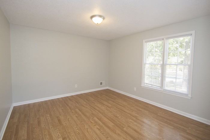 2504 Banner Hill Rd - Photo 5 of 8