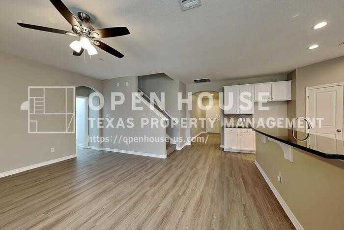 3917 Hanna Rose Ln - Photo 5 of 23