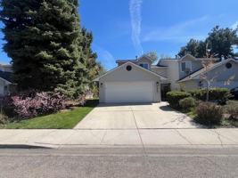 featured image of 1922 N Westgate Dr