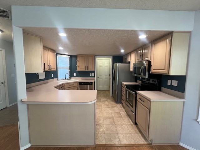 1922 N Westgate Dr - Photo 7 of 30