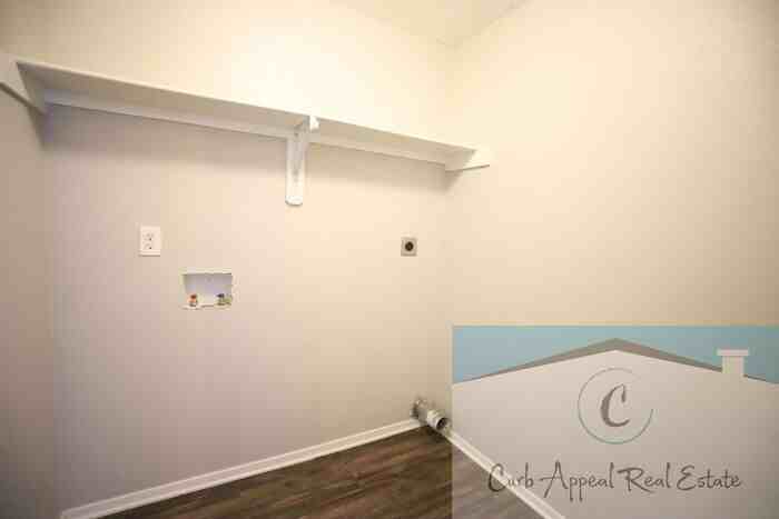 3702 Churchill Dr - Photo 6 of 18