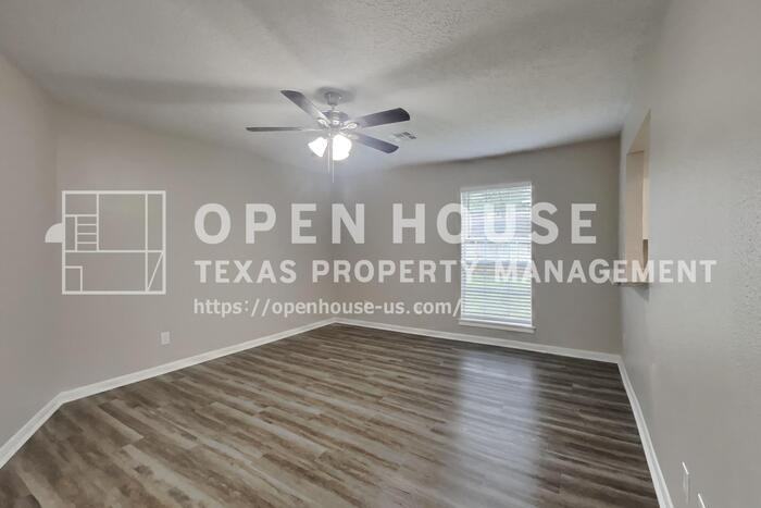 1514 Chestnut Ln - Photo 4 of 22