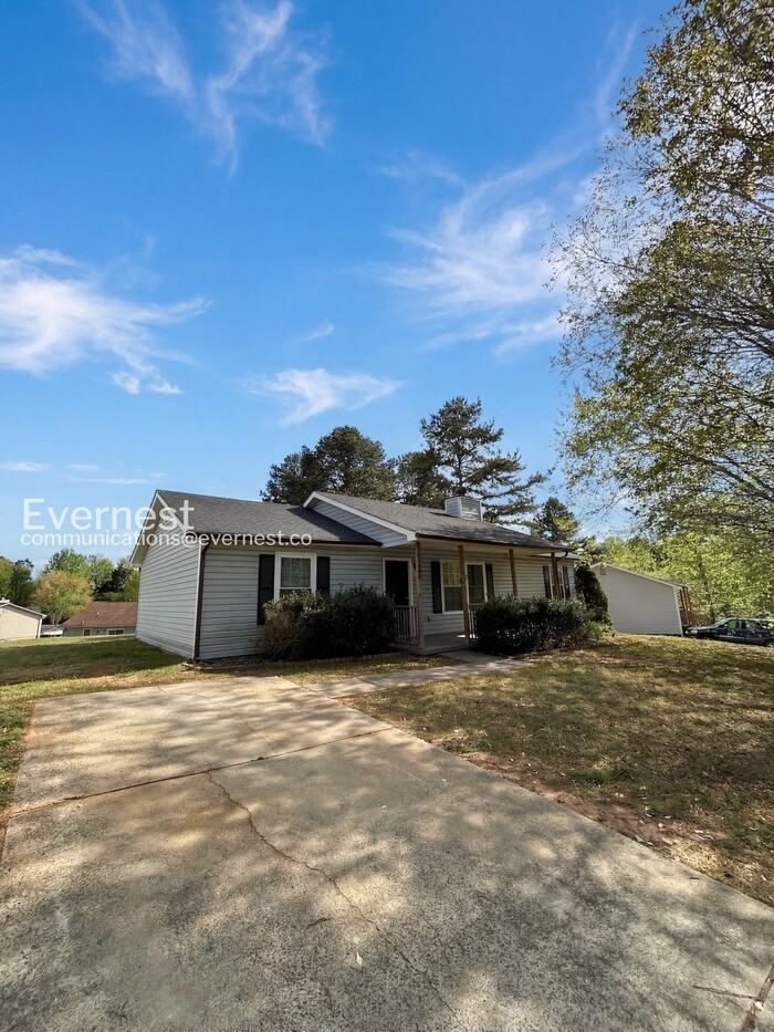 1228 Capps Hollow Dr - Photo 2 of 23