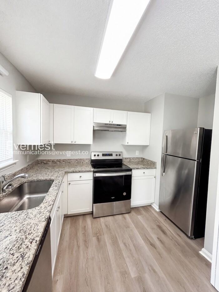 1228 Capps Hollow Dr - Photo 4 of 23