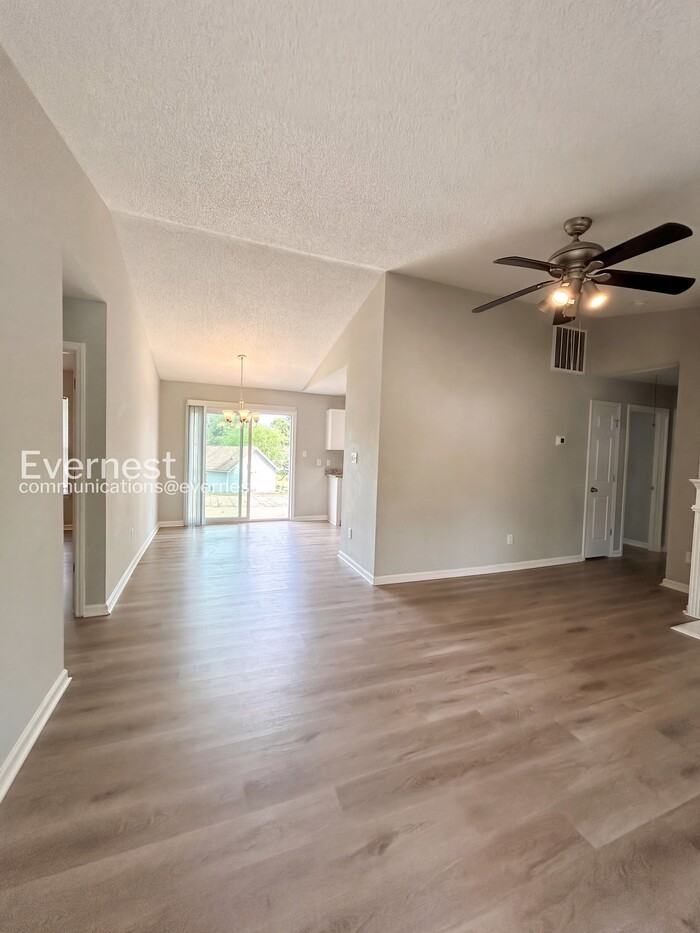 1228 Capps Hollow Dr - Photo 7 of 23