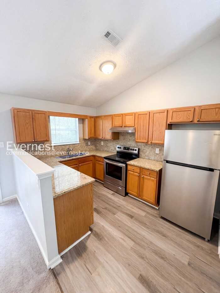 3908 Old Ivy Ct - Photo 2 of 27