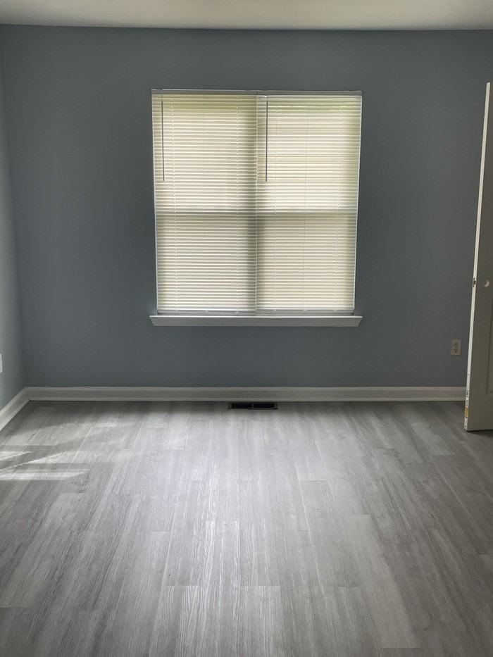 6467 Bedford Ln - Photo 3 of 4