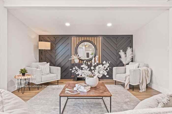 5908 S Manhattan Ave - Photo 2 of 47