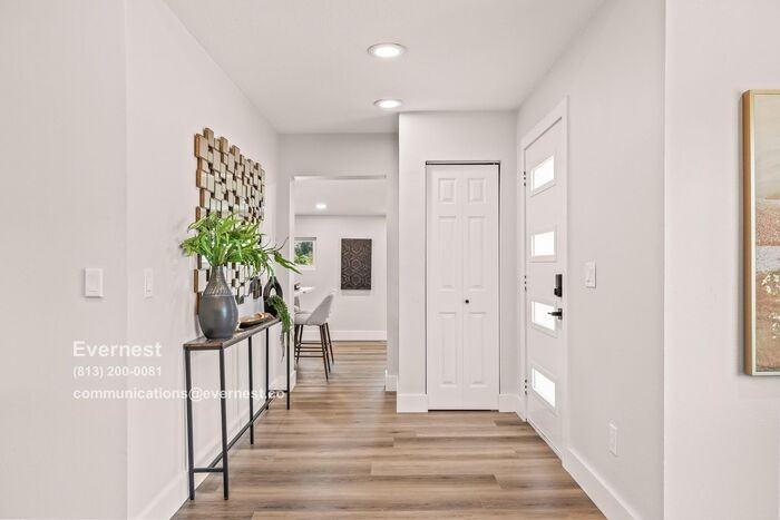 5908 S Manhattan Ave - Photo 7 of 47