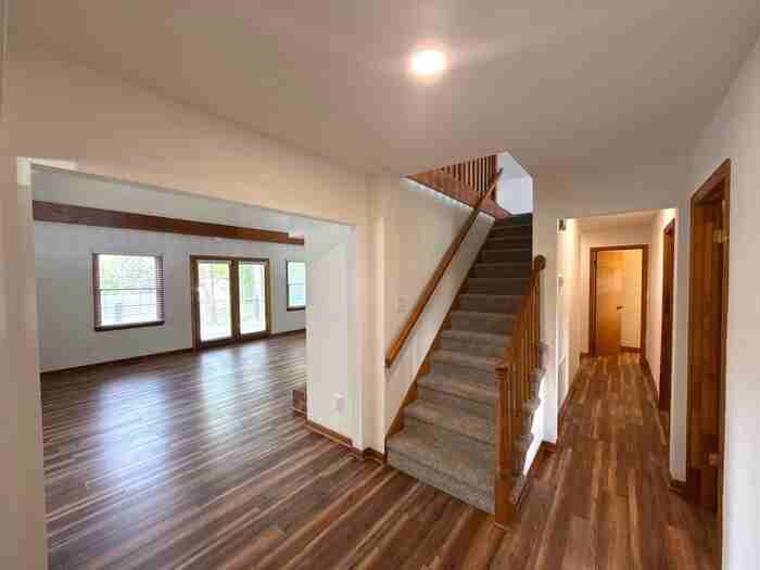 110 Aqua Dr - Photo 2 of 25