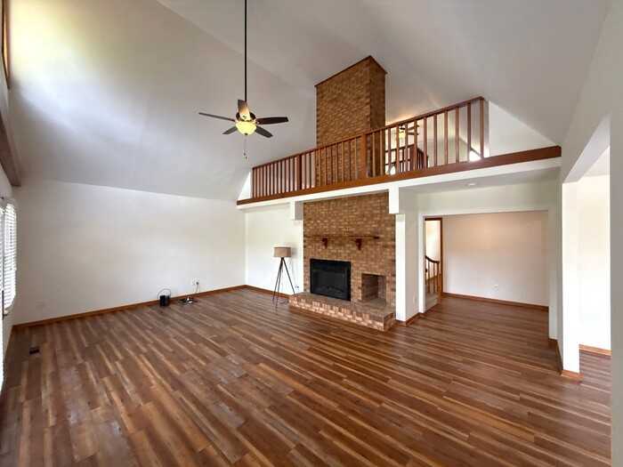 110 Aqua Dr - Photo 3 of 25