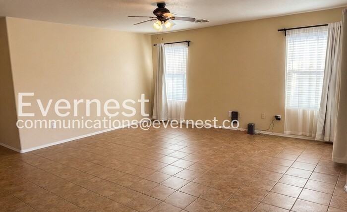 17009 W Marconi Ave - Photo 5 of 25