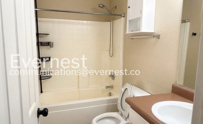 17009 W Marconi Ave - Photo 7 of 25