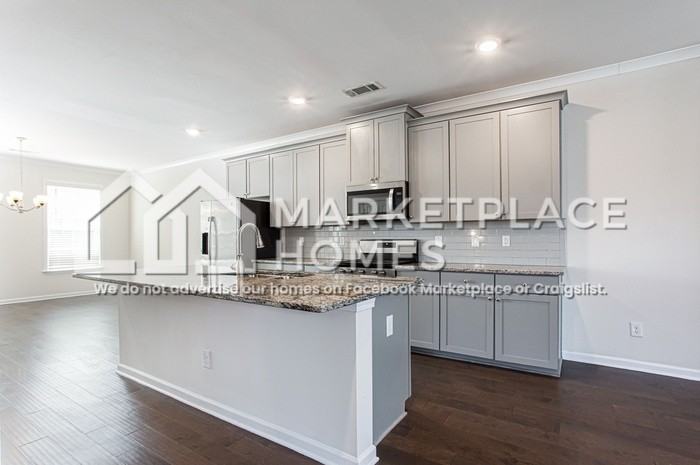 3005 Westpoint Cir - Photo 6 of 43