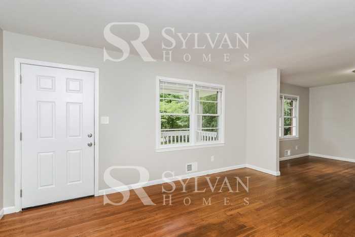 6485 Sherwood Trl - Photo 3 of 16