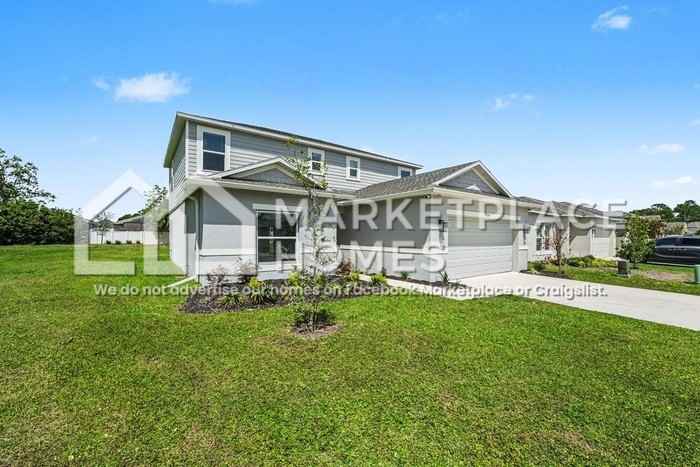 2044 Rosewood Cir - Photo 2 of 32