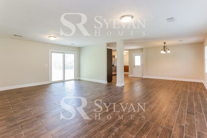 10 Pine Cir - Photo 4 of 16