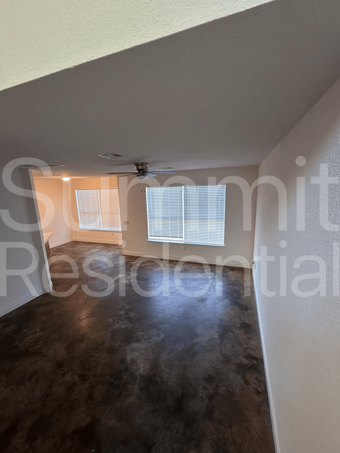 190 Prairie Springs Loop - Photo 2 of 12