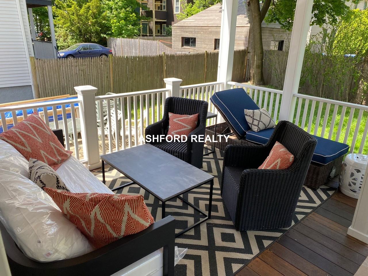 Dartmouth St #1 - Photo 2 of 9