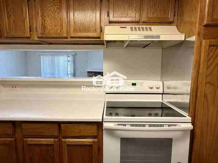 18003 E Ohio Ave #201 - Photo 6 of 14