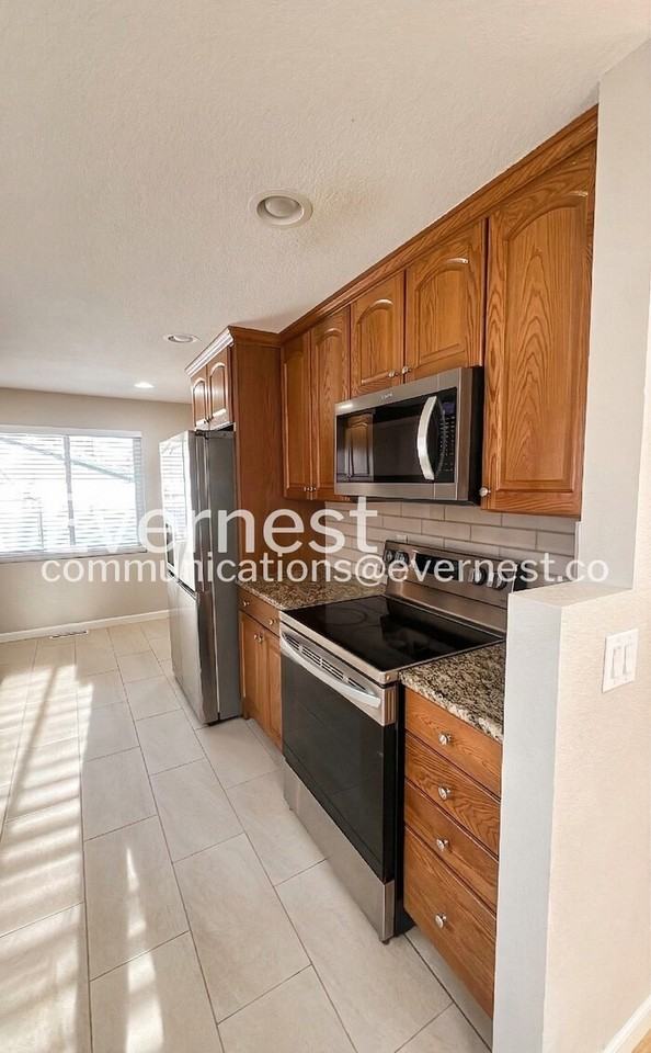 4185 S Inca St - Photo 3 of 12