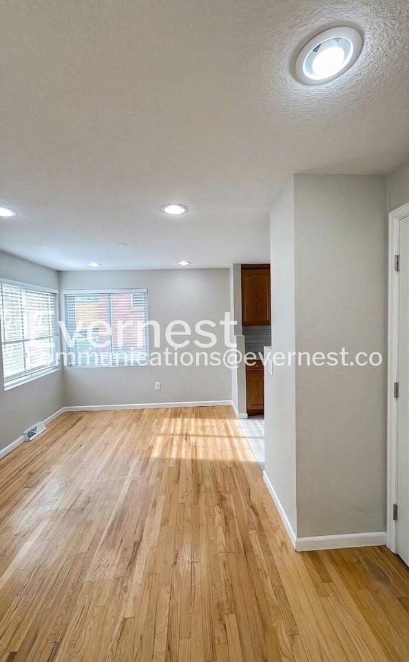 4185 S Inca St - Photo 6 of 12