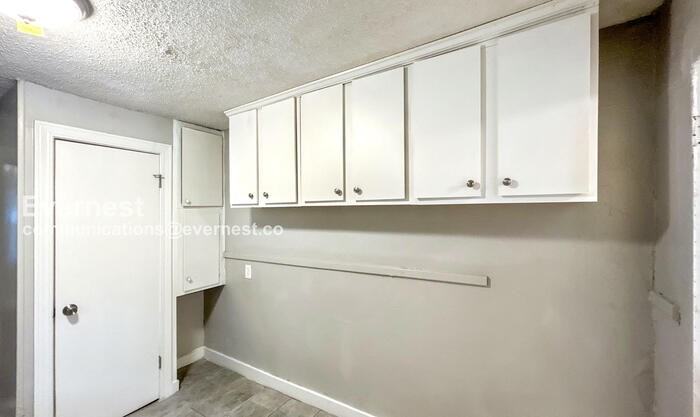 761 Whitney Ave - Photo 3 of 20