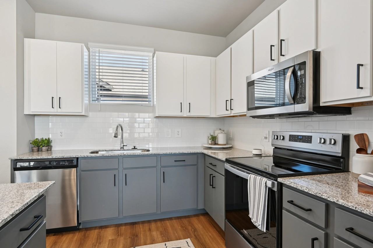 McPherson Blvd & Vista Grande Blvd #8304 - Photo 4 of 33